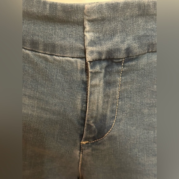 DEAR JOHN Classic Casual Blue Jean Shorts With Front & Back Pockets Sz 31. Waist - Picture 3 of 14